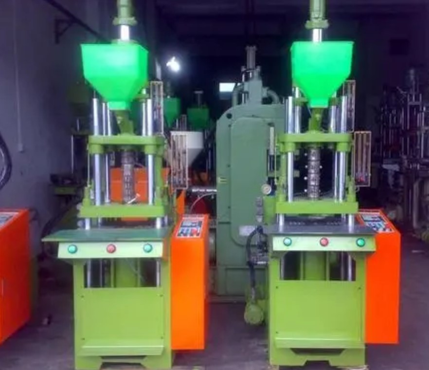 “變頻技術(shù)是如何應(yīng)用在中國塑料制品行業(yè)的節(jié)能改造中的？”