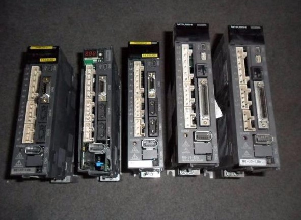 “在伺服給進系統(tǒng)中驅(qū)動器都起到了哪些作用？”