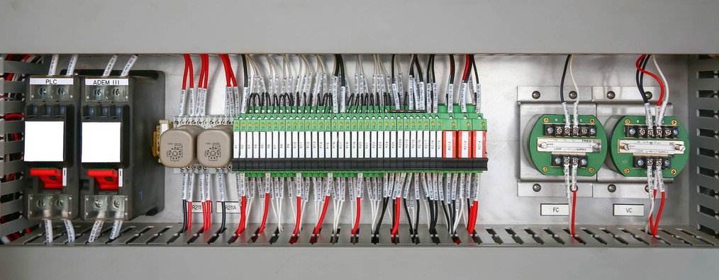 “可編程plc控制器的次世代產(chǎn)品將會具備哪些特點?”